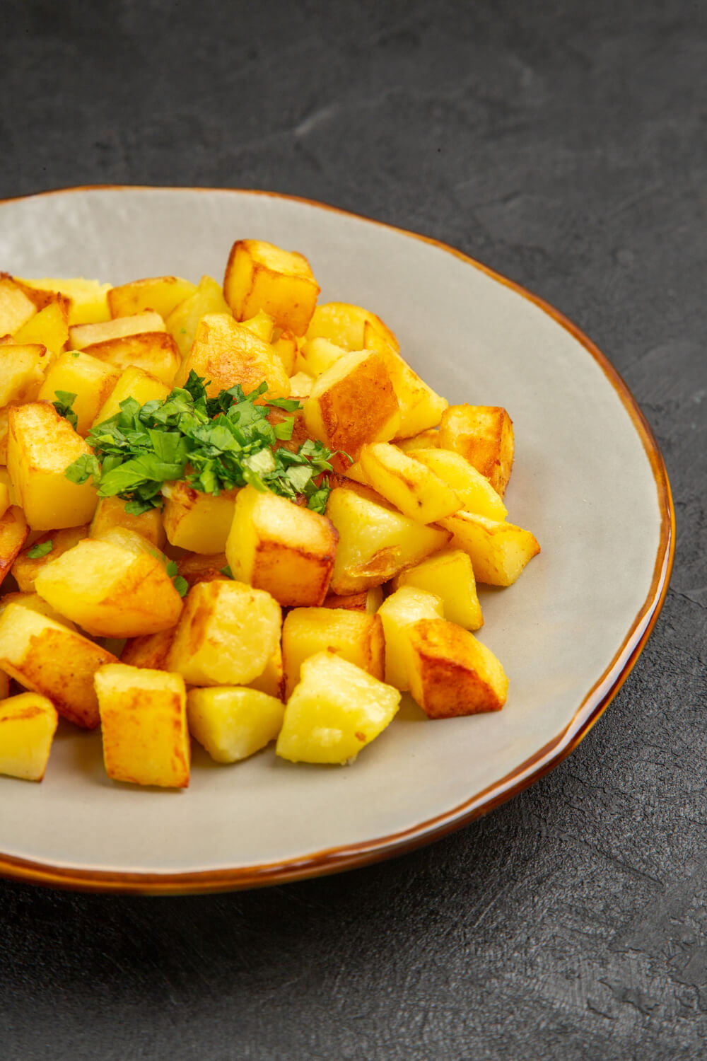 Discover how to make crispy and healthy air fryer sweet potato cubes with our simple recipe. Perfect for a quick, nutritious snack or side dish!